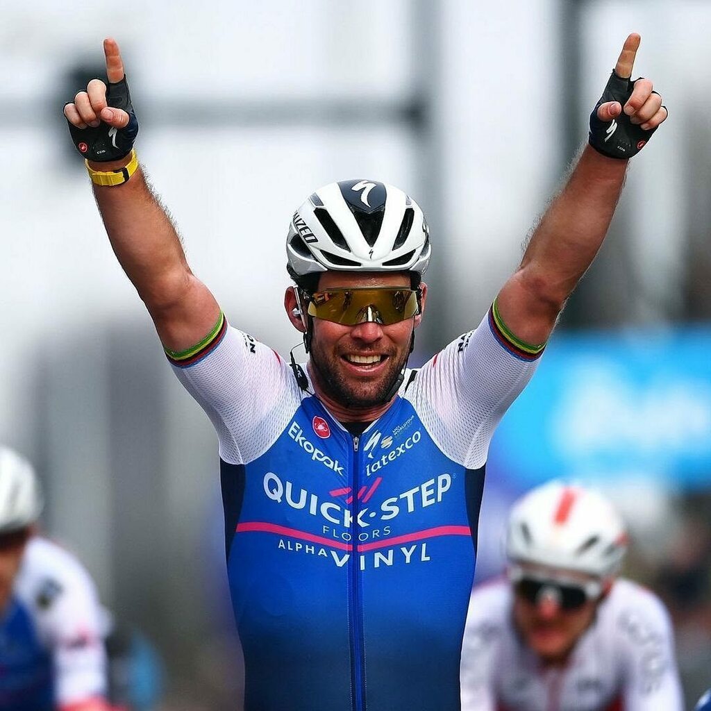 rocketespresso's tweet photo. With a Rocket Espresso machine in your kitchen you will be #faster #fact 
Congratulations @markcavendish on a beautiful stage win at the @giroditalia #rocketpeople #rocketfamily #rocketcinquantotto
📷 @gettyimages https://t.co/XqQ9mKkA5S https://t.co/BIcssdw3KG