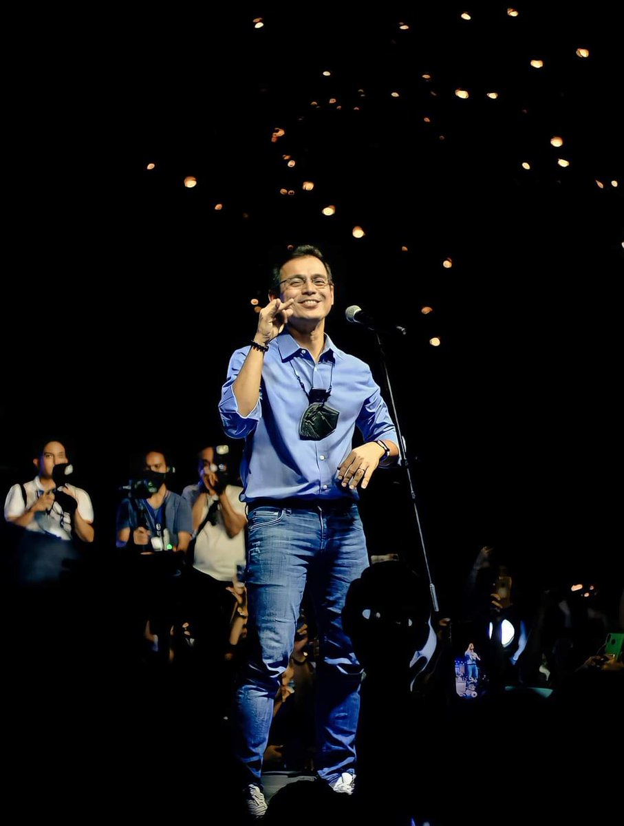 Camille_Pineda7's tweet photo. You became the underdog in this battle. But definitely, you are the Dark Horse that they never saw coming, ISKO.. God is with you, #President3Isko ! βππ΅ππ
#SwitchtoIsko https://t.co/5Rv6pGpayK