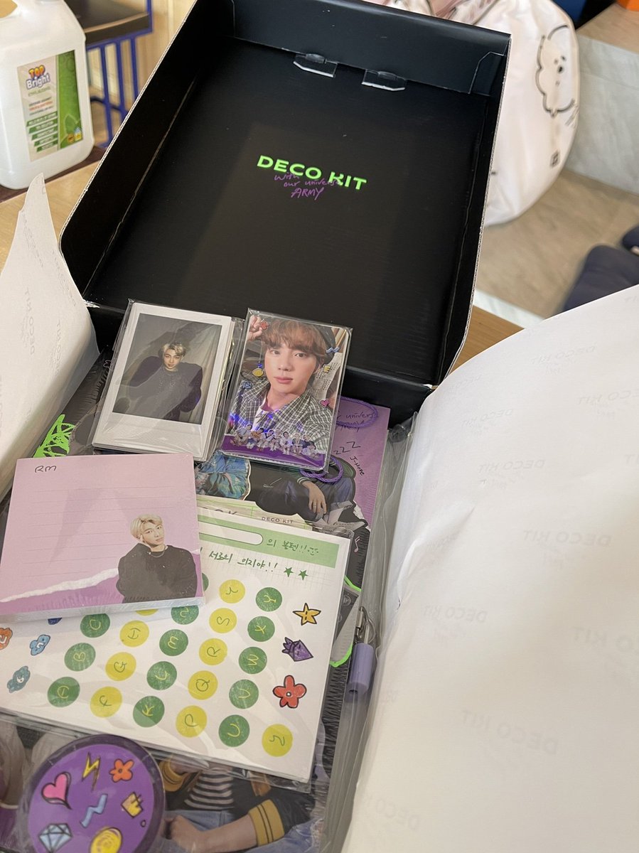 gabrielvjhay's tweet photo. JIN JIN JIN IS COMING HOME!!!! 

THANK YOU @MjChingu 🥺💜

@carmelmariec https://t.co/fntgFpebg7