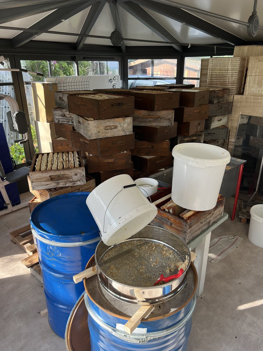 beesinbrittany's tweet photo. Off to the extraction room. Late one last night, imagine the same tonight! However good news so far. Most is coming out the frames just fine! Starting my 6th barrel!! I may make 7 but let’s not get too excited just yet!! 😃🐝🙌 https://t.co/YI95t4UnGz
