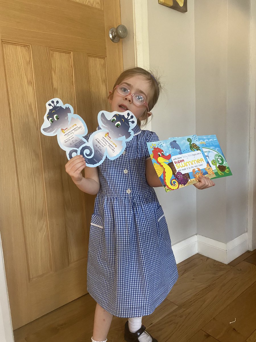 LadyVee73's tweet photo. Daisy has been making super progress with swimming and has received all her 10m and level 5 certificates. She has moved into the next group to start working towards 25m. Swimming is one of her favourite things to do! #lovewatersafely @SitwellInfant https://t.co/6edeg9WHd2