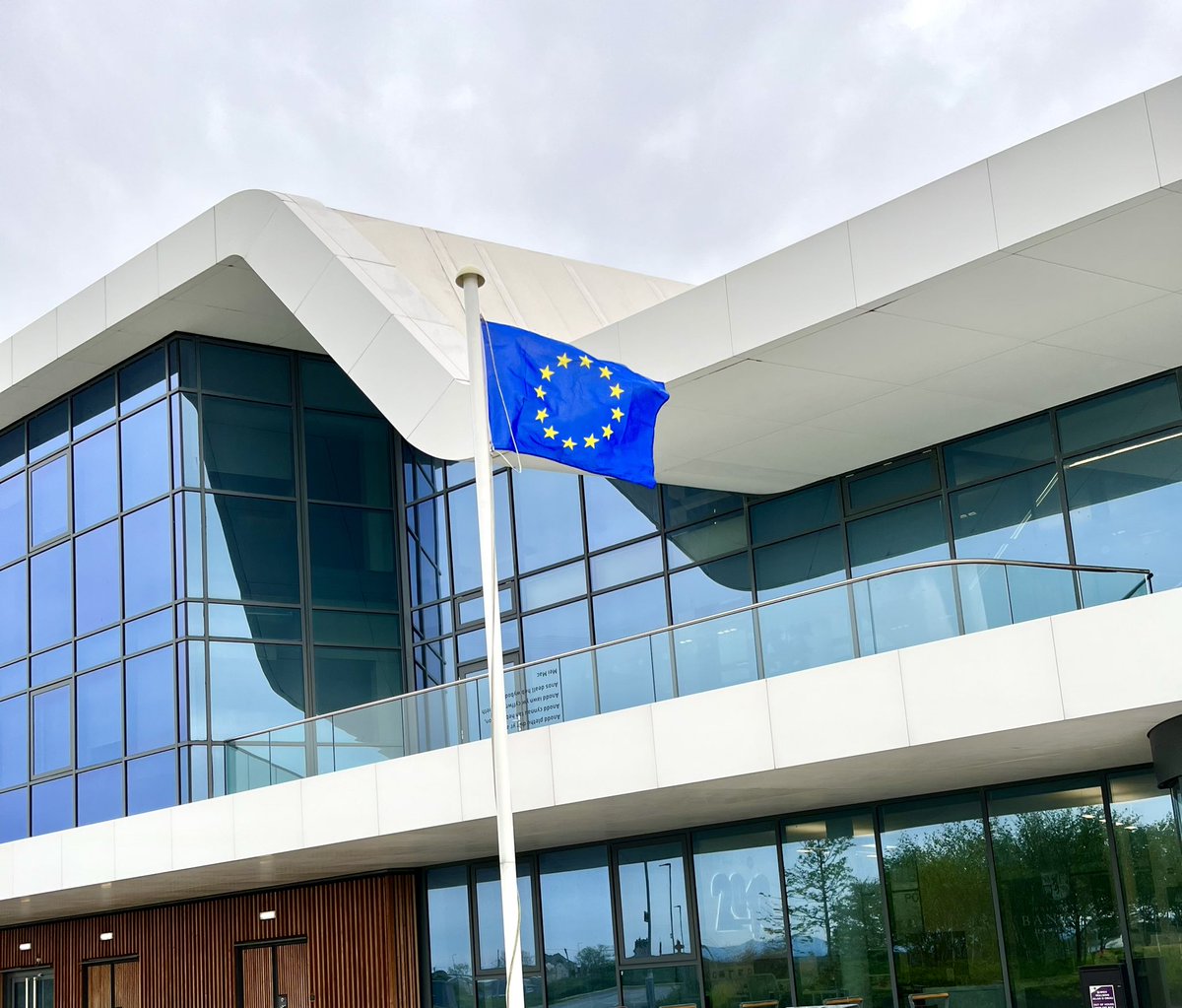 M-SParc (@m_sparc) on Twitter photo Diwrnod Ewrop Hapus 
Happy Europe Day
#EuropeDay <a href="/wefocymru/">Swyddfa Cyllid Ewropeaidd Cymru</a> <a href="/wefowales/">Welsh European Funding Office</a> Diwrnod Ewrop Hapus 
Happy Europe Day
#EuropeDay <a href="/wefocymru/">Swyddfa Cyllid Ewropeaidd Cymru</a> <a href="/wefowales/">Welsh European Funding Office</a>