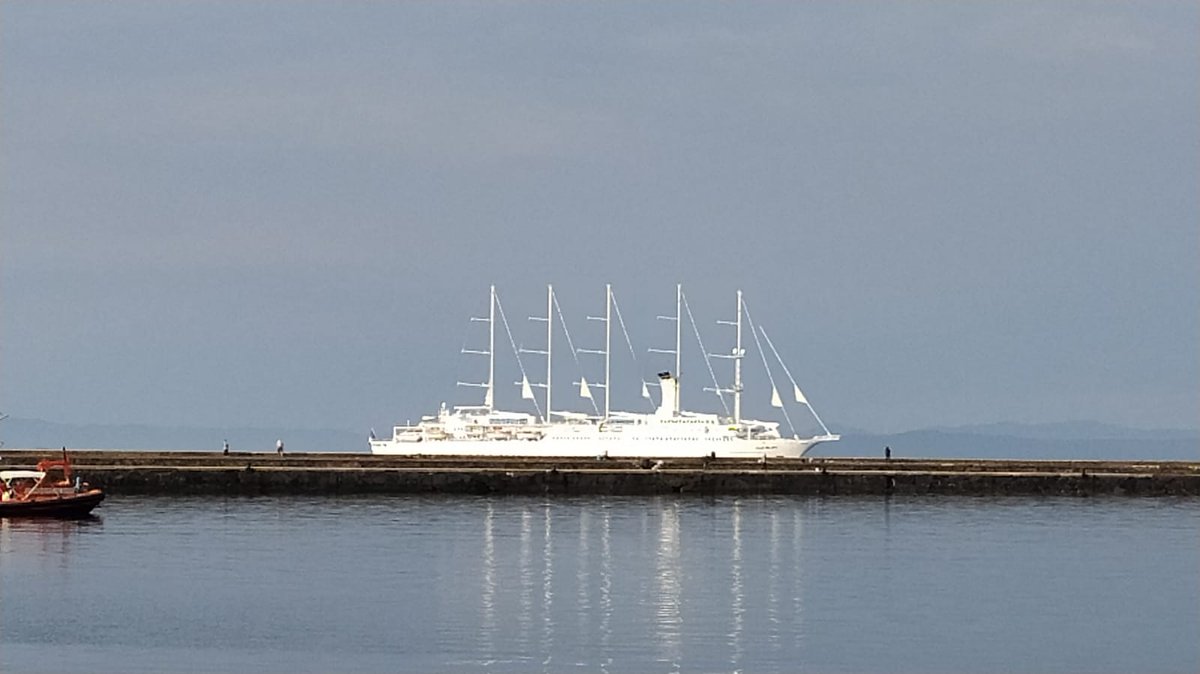 portsgencat's tweet image. El creuer Club Med 2 visita avui el port-badia de Roses amb uns 300 passatgers, francesos i belgues. Continuem potenciant el turisme a la #CostaBrava en temporada baixa. #costabravacruiseports