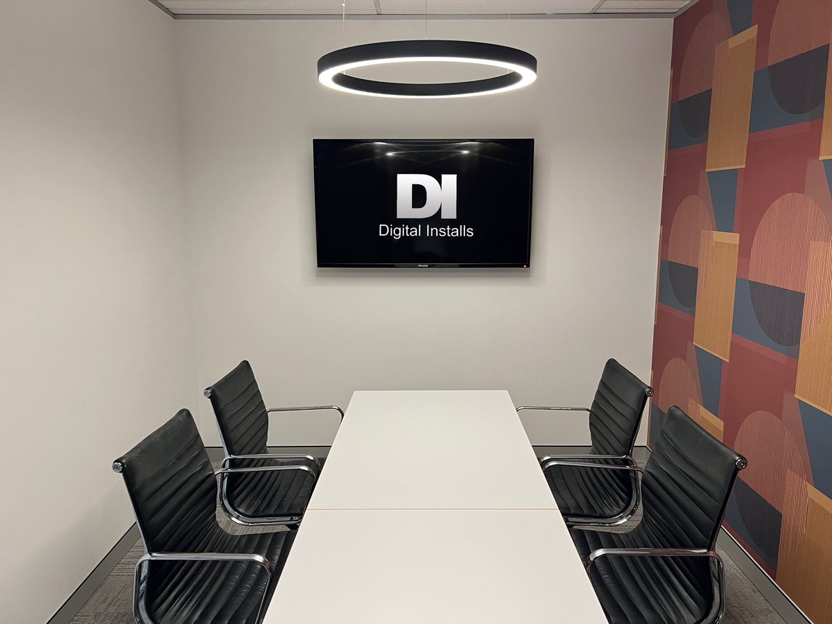 Digitalinstalls's tweet photo. 65” smart TV wall mounted in a meeting room and all the cables are concealed behind the walls.

Licensed and insured including 5 years warranty.

Enquiries on 1300 761 800 #sydney wide. #digitalinstalls #australia 

https://t.co/ITwuLC2MjY https://t.co/dLdeXcvPxF