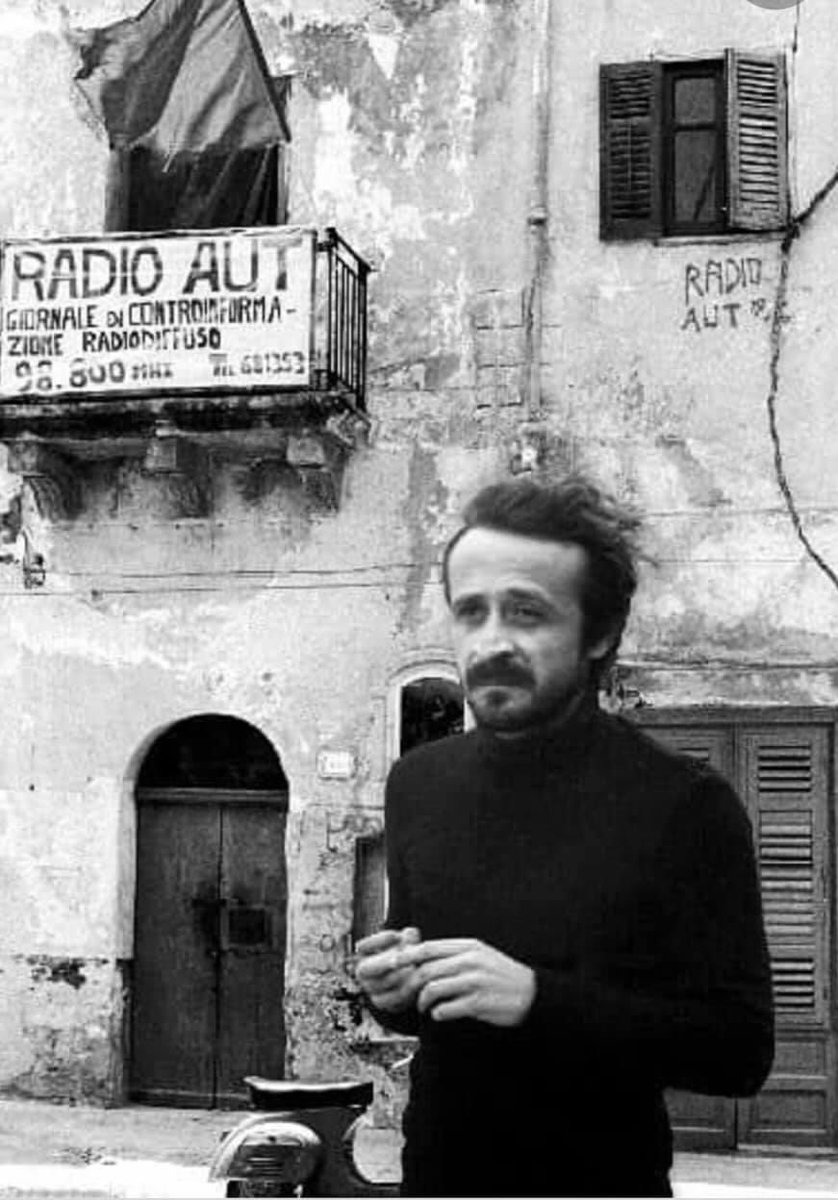 laura_ammannato's tweet photo. #pernondimenticaremai
#peppinoimpastato
#lamafiaéunamontagnadimerda
#9maggio1978 
🌹 https://t.co/vWsr8KWhZe