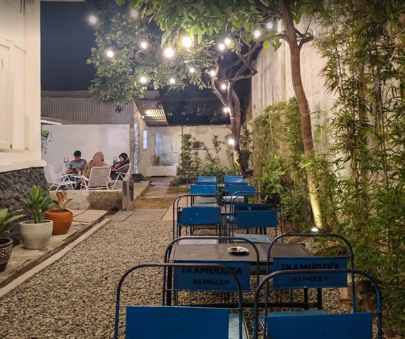 165. Ruang Kopi Tigadua
Jalan Nanas No.32, Cihapit, Kec. Bandung Wetan, Kota Bandung, Jawa Barat 40114
<a href="/fannylucuterus/">😬</a> <a href="/chocobvm/">beeeeeee</a> <a href="/rukmanateguh/">teguh</a> <a href="/abangsurga/">𝖈𝖈</a> <a href="/Choelgapratama/">Elga Pratama</a> @Iqbalriyanto10 <a href="/TimHuruHara/">TimHuruHara</a>