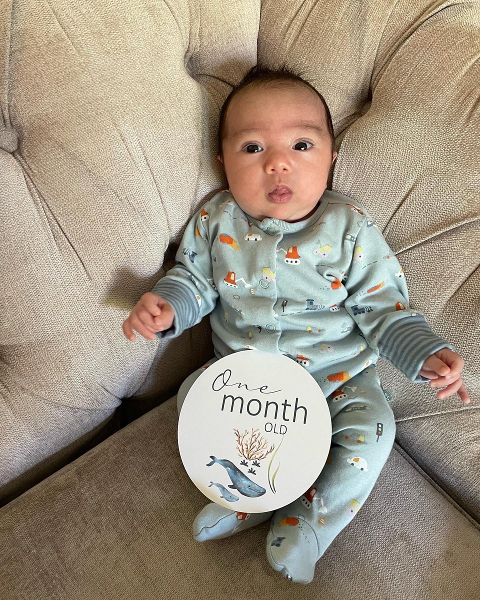 Amy_China20's tweet photo. This little man was a month old on Saturday. Don’t have a clue where that months gone 🥺 https://t.co/HBI9VyH99K