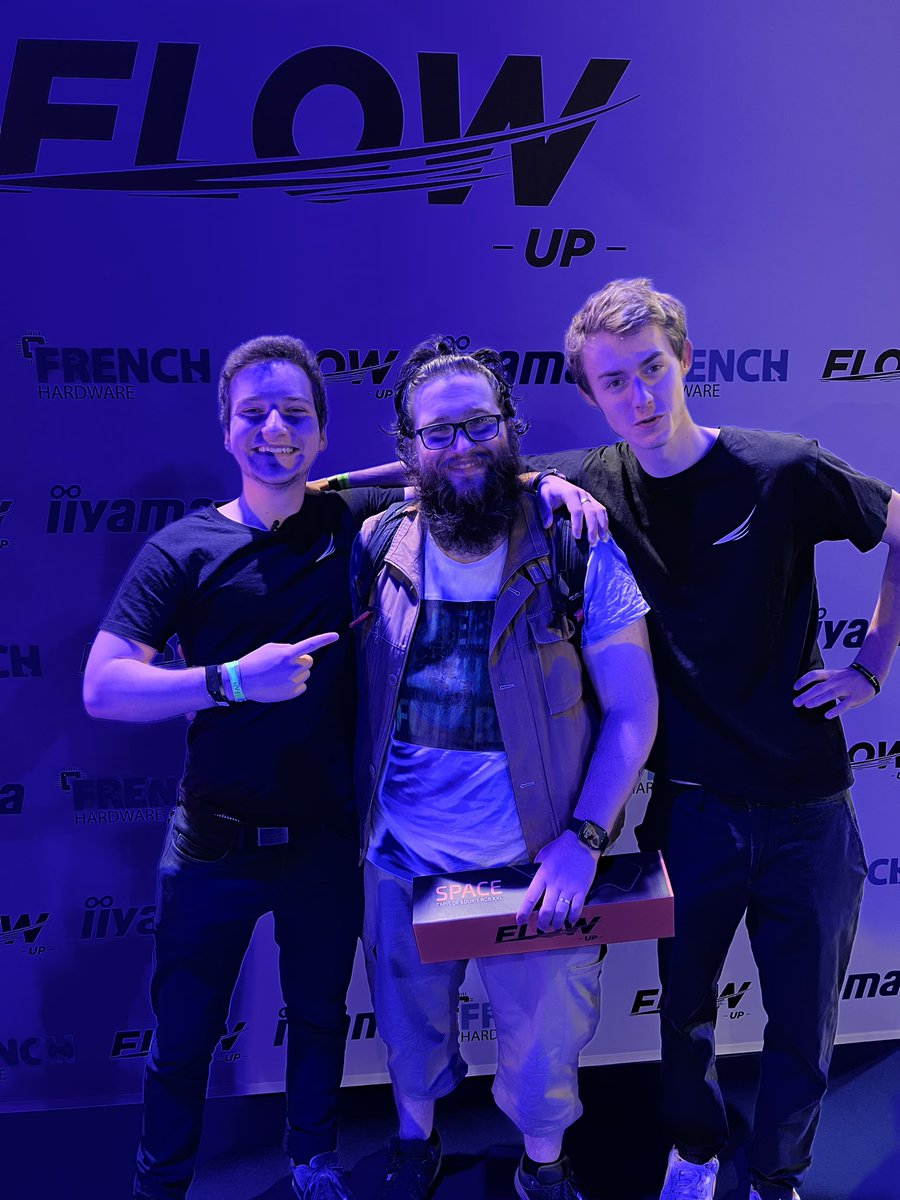 m_regouby's tweet photo. Merci à @FlowUPofficiel et son équipe pour leurs accueil et leurs disponibilités au @ParisFanFest https://t.co/8tEATDtD4o