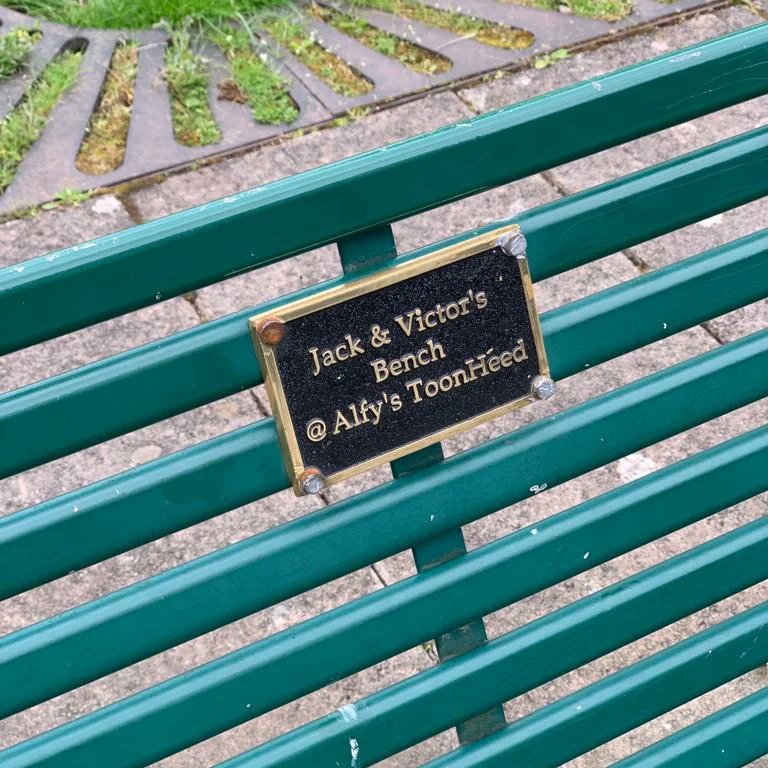 Mr_Mondo's tweet photo. Still Game pilgrimage, with a visit to 'Craiglang': the site of Navid's shop, Jack 'n' Victor's bench and 'Delaney's Department Store' where Shug pressed play on Boaby's *home-made* tape #stillgame #jackandvictor #navidsconveniencestore #isa #craiglang #boaby #townhead #glasgow https://t.co/qEU7yaKRWP