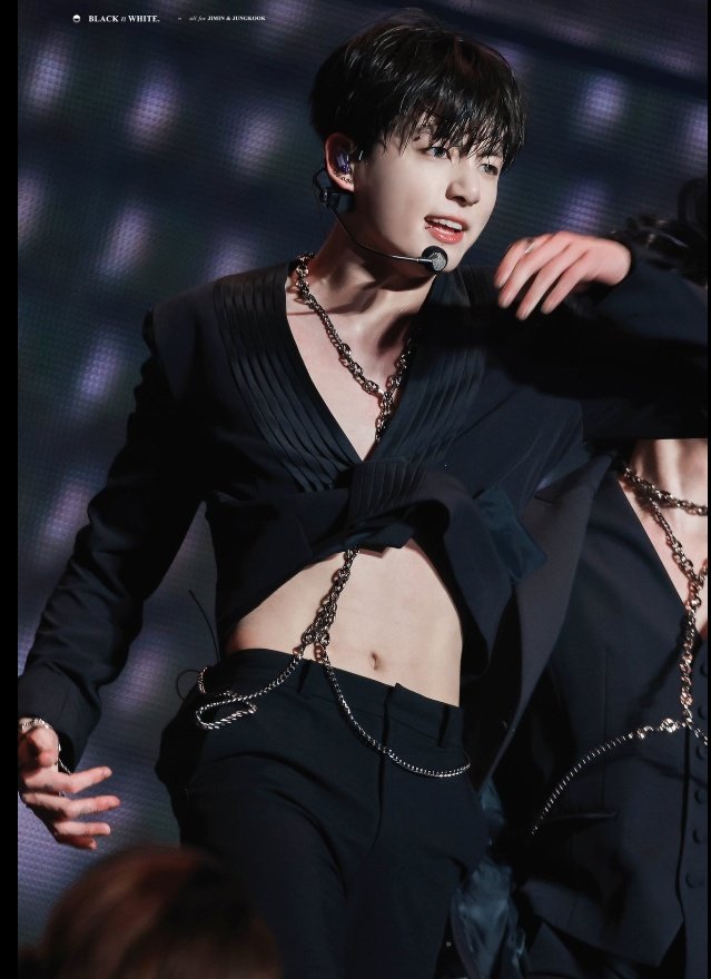 Tia_si6's tweet photo. Good boy                    Gone bad https://t.co/HbWEVgpoA5