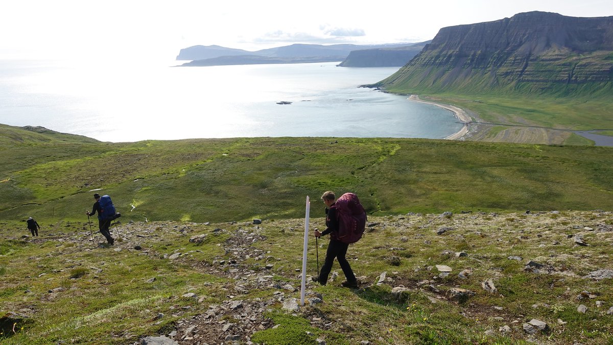 IJsland Hornstrandir  Kerlingarfjöll
Reisinfo > bit.ly/ijsland-hornst…
🇮🇸 2 rugzaktochten op IJsland
🇮🇸  een 6-daagse tocht in het noordwesten met spectaculaire vogelrotsen
🇮🇸 een 3-daagse wandeltocht in het kleurrijke Kerlingarfjöll
#ijsland #hike #hornstrandir #kerlingarfjöll