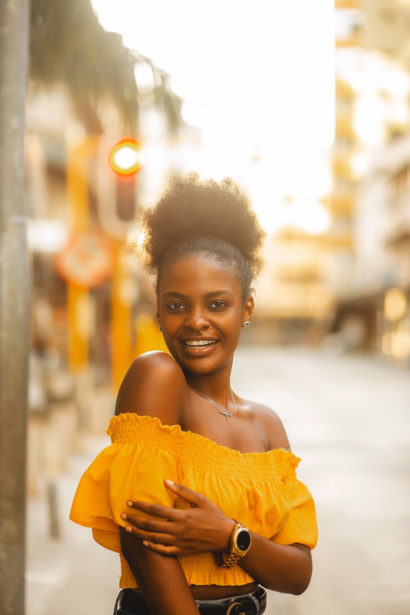 444holywitch's tweet photo. Tuliishia Kupiga Picha Chache baada ya kudakwa na Askari wa Barabarani...😁😁
📸 @GpixelP
Miss #Aggie
Idea Inspired by @inframe_tz
#Daresalaam #Zanzibar #PotraitPhotographer #Naturallightlover https://t.co/KnUE0pzXEk