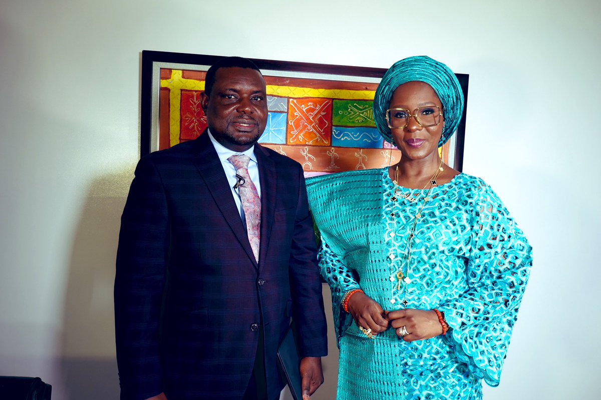 AbdulRasheedAA_'s tweet photo. Myself @AbdulRasheedAA_ with Her Excellency Ambassador (Dr) Mrs. @OlufolakeAA, First Lady @followKWSG  &amp; Founder @Ajike_Centre at a media engagement interview - Lagos 🇳🇬 
@officialCABStv 
@alkebulan_mag 
@KwaransD https://t.co/54cNhRDupH