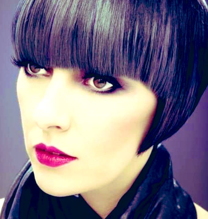 NickiDonohoe's tweet photo. The mod bob! Have you even lived if you haven’t had purple streaks in your hair ?? 😂 this cut won @WellaPro #trendvision and I loved it 💕 https://t.co/DwjHQbnXeg