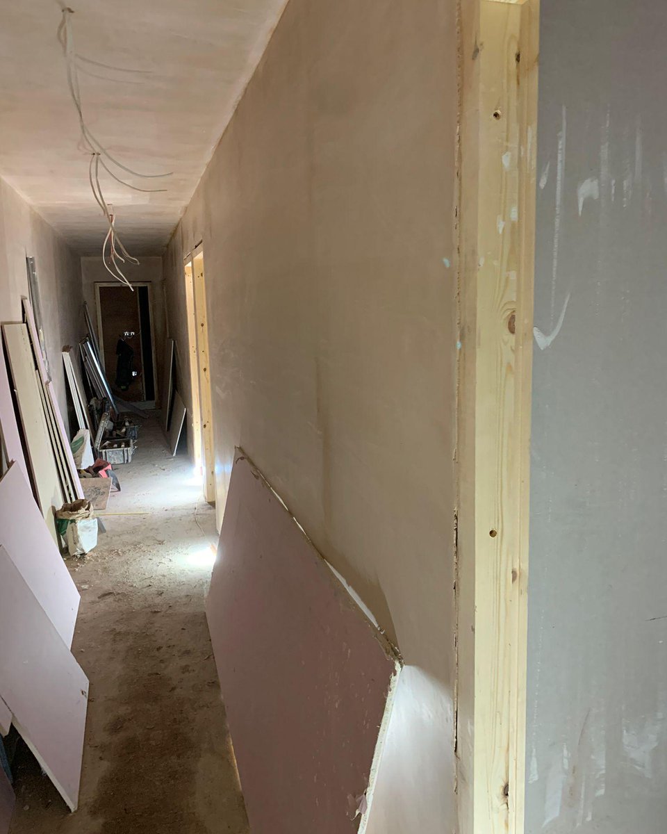 stdavidproperty's tweet image. The plasterer has been in and our project is one step closer to completion. It&apos;s hard to believe that only a few weeks ago, some of these walls didn&apos;t even exist. #propertydeveloper #hmo #coliving #propertyinvestment #progress
