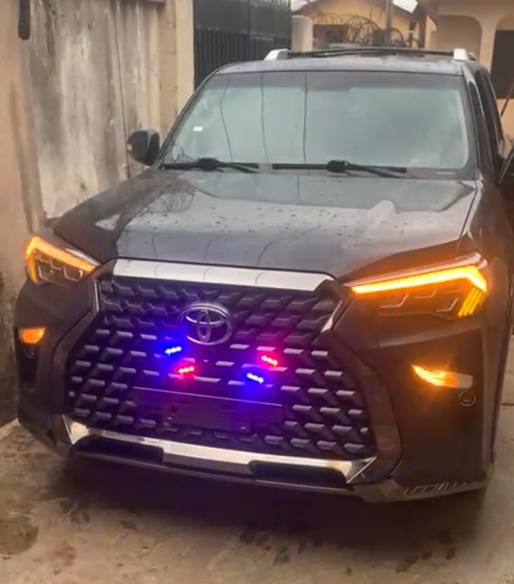 omsgroupng's tweet photo. Face-lift of our 2010 Toyota 4runner to a 2021 model. Now the car does not go out without an escort. We did it. 

We deliver nothing but the best

#ibadanCars #ibadan #carsales #toyota #4runner #auto https://t.co/DoX1lqphBF