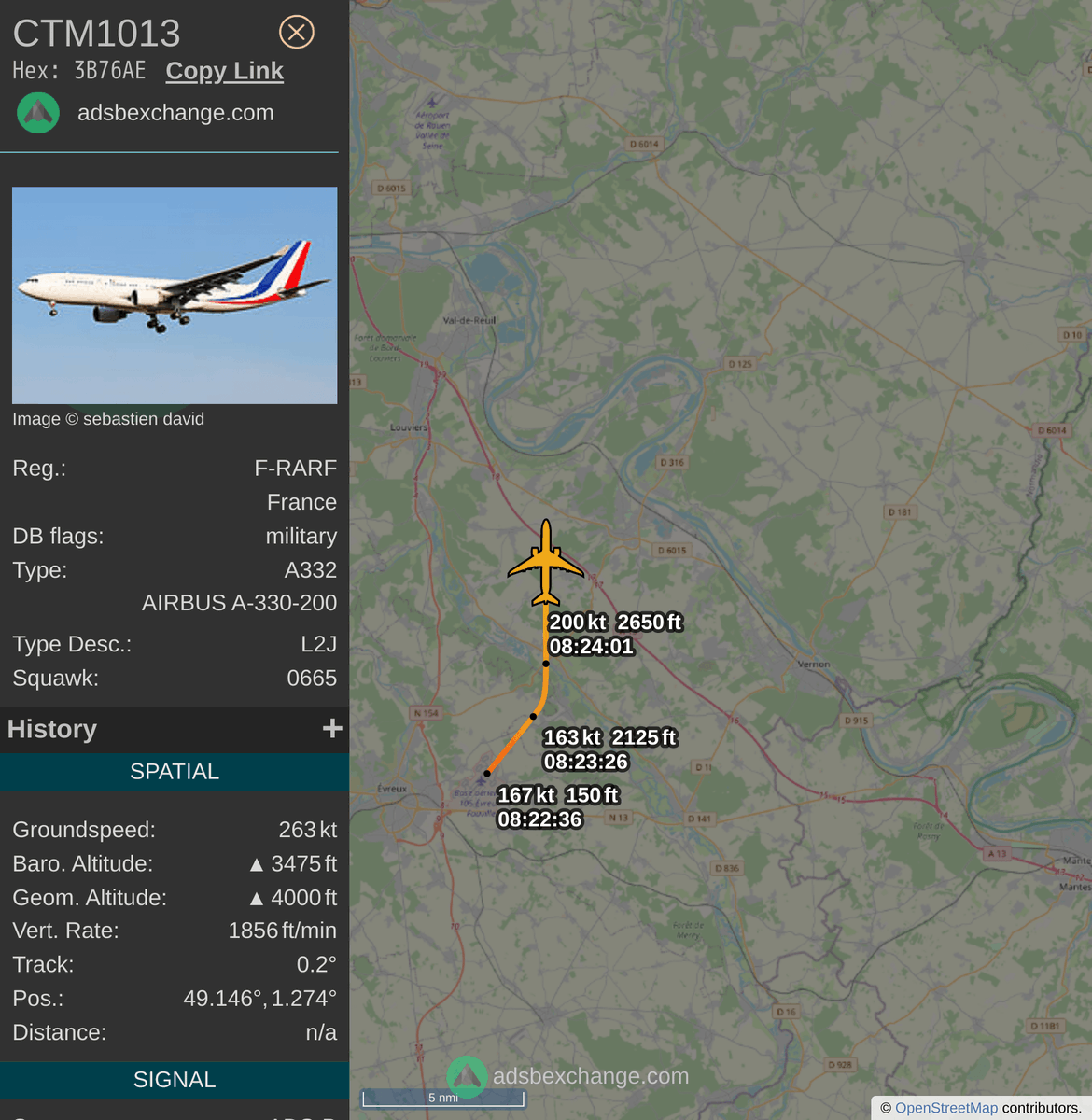 FlottePresident's tweet photo. Un Airbus A330-200 🇫🇷 République Française 🇫🇷 vient de décoller près de Évreux/Fauville, France. 
Vol #CTM1013, immatriculation #FRARF.
Suivre le vol : https://t.co/NIcPZJFSDV https://t.co/vE4u94EoQV