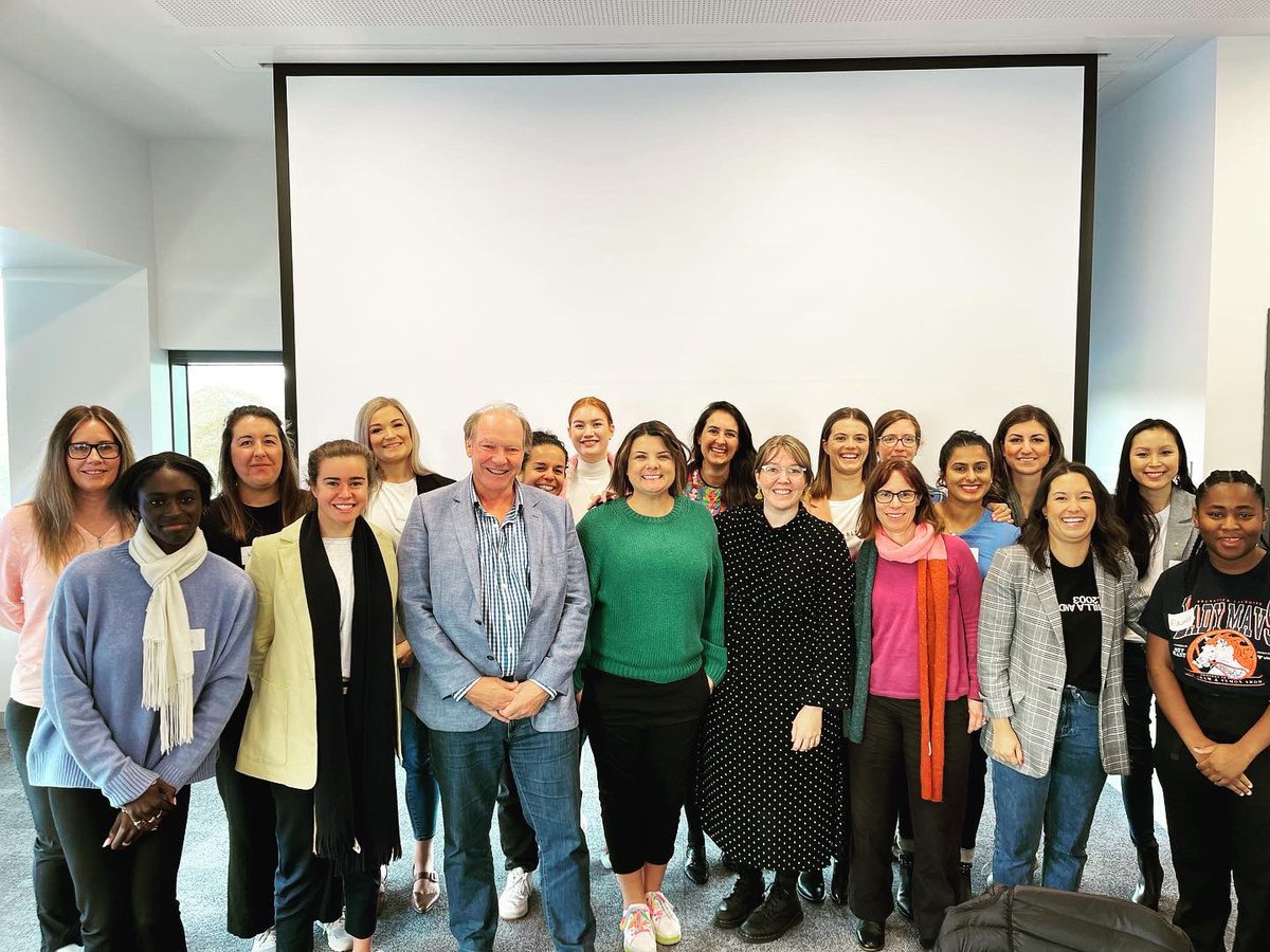 Introducing the next incredible group of graduates from <a href="/MakingCall/">Making The Call</a> ❤️ Thank you to <a href="/barhamdave/">David Barham</a> <a href="/Nat_Edwards/">Nat Edwards</a> <a href="/chloejane32/">Chloe Saltau</a> <a href="/tessarmstrong/">Tess Armstrong</a> and Kelli Underwood for sharing your wisdom today. Also <a href="/Chels_Ryan/">Chelsea</a> &amp; <a href="/marnievinall/">Marnie Vinall</a>. And thank you @ChangeOurGame for your ongoing support.