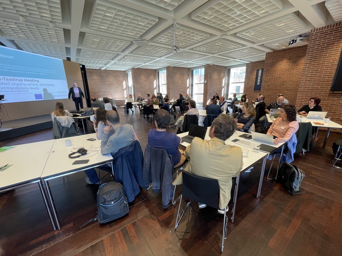 URBi_NAT's tweet photo. Full house for #URBiNAT Consortium meeting kicking off now at the Danish Technological Institute in Høje-Taastrup in greater Copenhagen. #NBS #HealthyCorridor #H2020 🇪🇺🍃 🇩🇰🇧🇬🇧🇪🇸🇮🇵🇹🇮🇹🇸🇪🇫🇷🇮🇷🇧🇷🇨🇳🍃 ⁦@KHildinghamann⁩ ⁦@moniz_canto⁩ #DTI https://t.co/Ii2fbT8agS