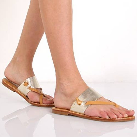 StarsFashion21's tweet photo. So good I had to share! Check out all the items I'm loving on @Poshmarkapp from @Seathroughheart #poshmark #fashion #style #shopmycloset #louisvuitton #soludos #apt9: https://t.co/guBKGp9zsn https://t.co/4Z28k6v3Nn