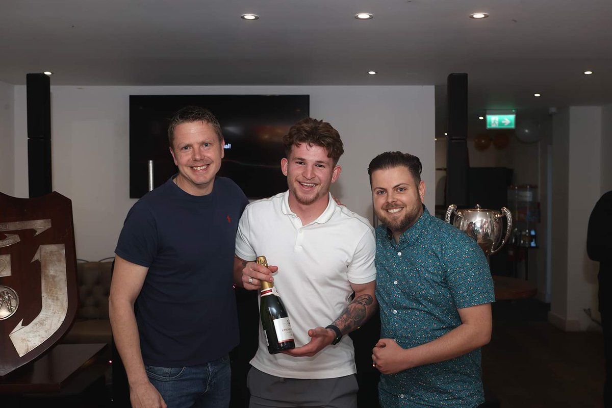wfc_awayboys's tweet photo. The ABF player of the season 2021/22
JASPER PATTENDEN
Harrison and Ollie pushed it all the way but no doubt a deserved winner
The lad has it all and his passion and commitment this season has been second to none. Without doubt he has a big future in the game. HE'S ONE OF OUR OWN https://t.co/XdV7iZixWn