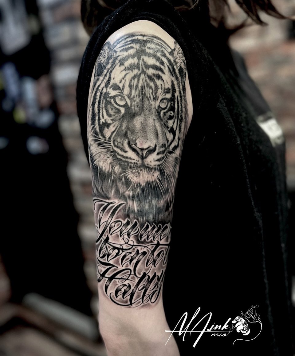 タトゥースタジオ Maink Mio お疲れ様でした 虎 Tigertattoo Scripttattoo 長崎 タトゥー 日本 Japan 長崎 Nagasaki タトゥー Tattoo タトゥースタジオ Tattoostudio Tattooshop タトゥーショップ タトゥーアーティスト Tattooartiste 女