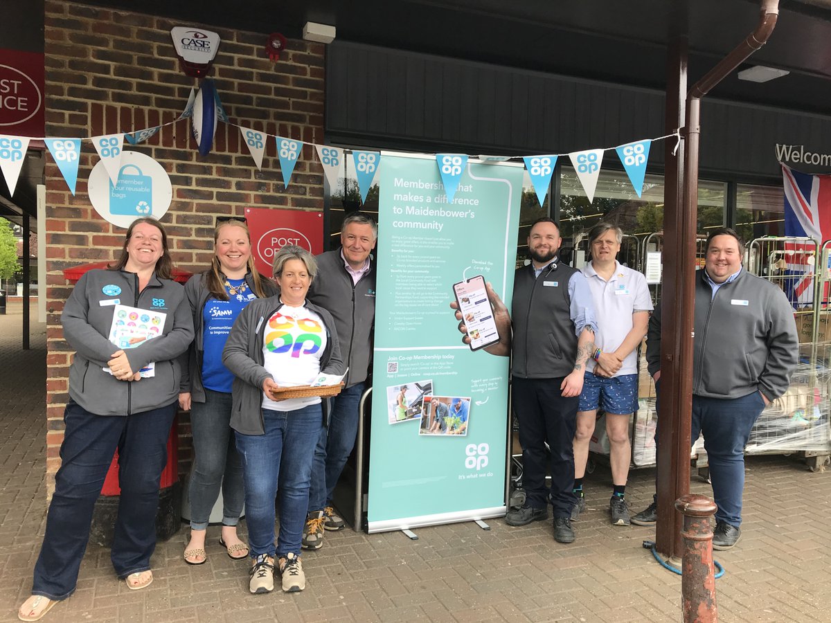 Petrolheadnelly's tweet photo. It was great to visit @coopuk store in #Maidenbower on Saturday for their 'Your Membership Live' event talking to members and the community about membership and the elections for our #coopNMC council. Thanks to @CoopFuneralcare colleague Michelle joining in and store manager Tom https://t.co/seFa2M6reo