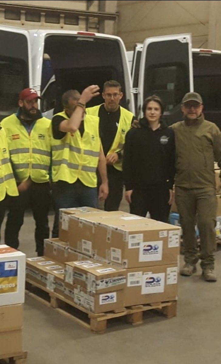Polsolidaria's tweet photo. Agradecemos a Margaret de #AMENARINIDIAGNOSTICS
los #glucometros donados a @Polsolidaria que ya están  en #Polonia donde serán recogidos por la #UniversidadMedicinaKiev para su distribución en los  #Hospitales de #Kiev.

Gracias‼️ https://t.co/nlsY8j8Vcy