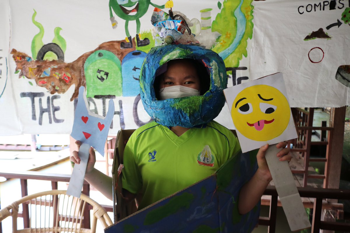 jenny_rdouglas's tweet photo. lots of energy, passion and creativity on display at the #YouthAndEnvironment event this weekend! Great to see #YouthLedAction from all Zero Waste Laos volunteers and attendees ๐๐ฑ #Youth4Dev https://t.co/tDYRGg8clQ