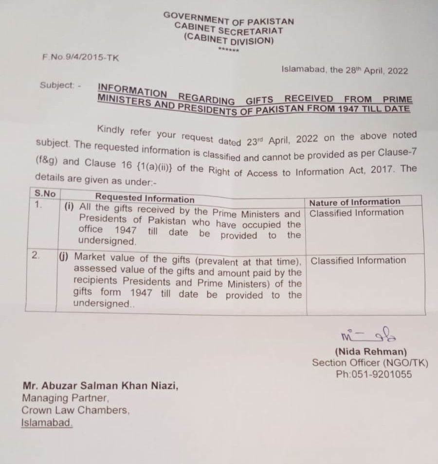 ameerabbas84's tweet photo. یہ پڑی ہے آپکی فراڈ جمہوریت،PMLN/PPP سارا دن میڈیا پر عمران خان کو توشہ خان کہہ کر سیاسی اداکاری کرتے ہیں مگر انکے اصولوں کی اصلیت یہ ہے کہ @SalmanKNiazi1 نے حکومت سے 1947 تا حال وزرائے اعظم اور صدور کو ملنے والے تحائف کی معلومات مانگیں جو حکومت نے بتانے سے انکار کر دیا ہے
Shame https://t.co/sl1b8UEGFi