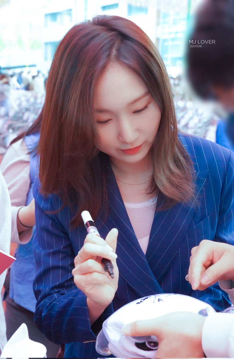 mjlover0909's tweet photo. 220508
볼때마다 떨리는 이마음🤧😍
#최민정 #쇼트트랙 https://t.co/6JkfYwURPb