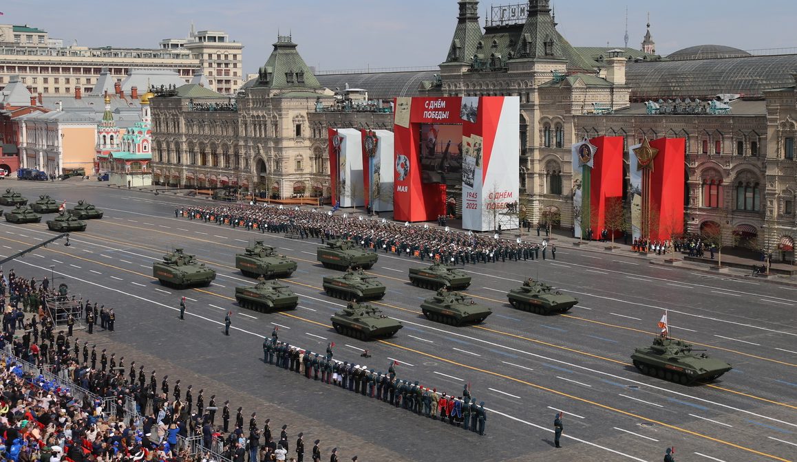 AlexanderSovet1's tweet photo. LIVE from the Red Square:

Military parade in Moscow
marking the 77th anniversary of the #Victory in the #GreatPatrioticWar 

YouTube link
Watch here👇
https://t.co/UjHb4k1Tnu https://t.co/VpdnFrNYm0