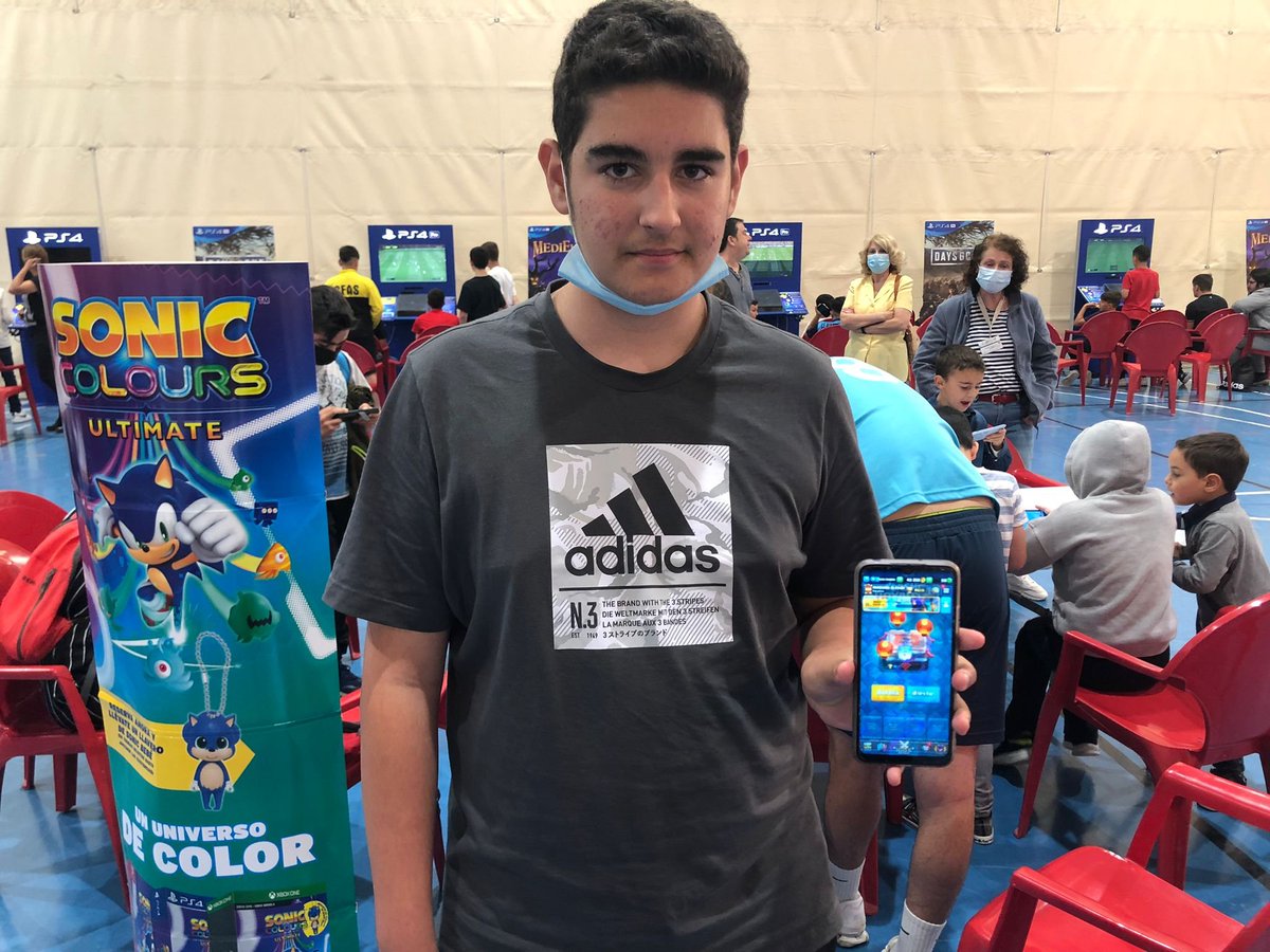 Los campeonatos de Albatera!!!
Fortnite , Brawl , Clahs , Roblox , Fifa , Rocket