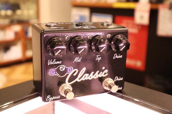 get_stomp's tweet photo. G2D「Classic-Overdrive」

ニュージーランド生まれのハンドメイドモデル！
中域の芯の粘りと歪みのジューシーな質感は、多くのギタリストを虜にさせます😍

https://t.co/VpLQWO4zrk

#G2D　#Overdrive https://t.co/gSbOGMUUYj