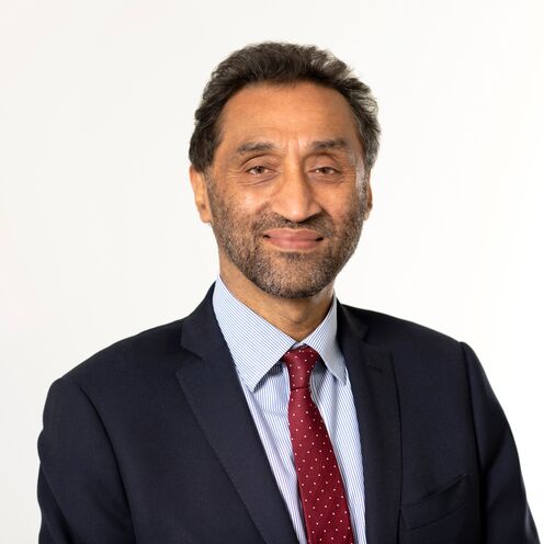 LondonAssembly's tweet photo. The new Chair of the London Assembly for 2022/23 is @DrOnkarSahotaAM

You can watch the Annual Meeting LIVE here:  👇

https://t.co/19SM6HmRkN https://t.co/l6TNh9fRvZ