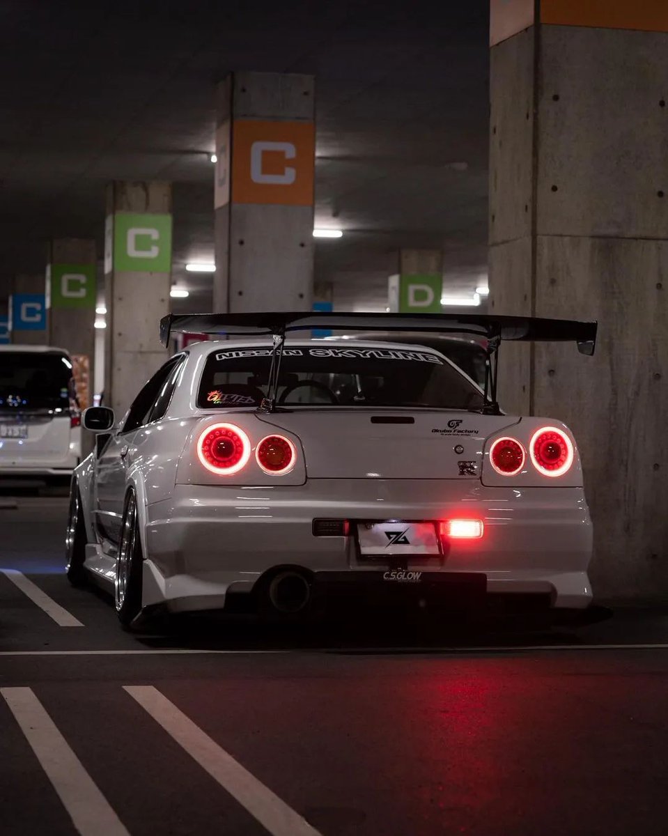 drift_spec's tweet photo. I'm in love ❤️
Nissan Skyline R34 
#jdm #nismo #tokyo
🛒 https://t.co/NMG5aVBmQI https://t.co/uKsy4SsreB
