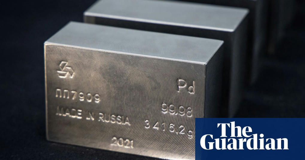 OLOGDubai's tweet photo. UK expands import sanctions against Russia and Belarus | Russia | The Guardian https://t.co/B3uaPUEHSf https://t.co/0VuhHDTNbC