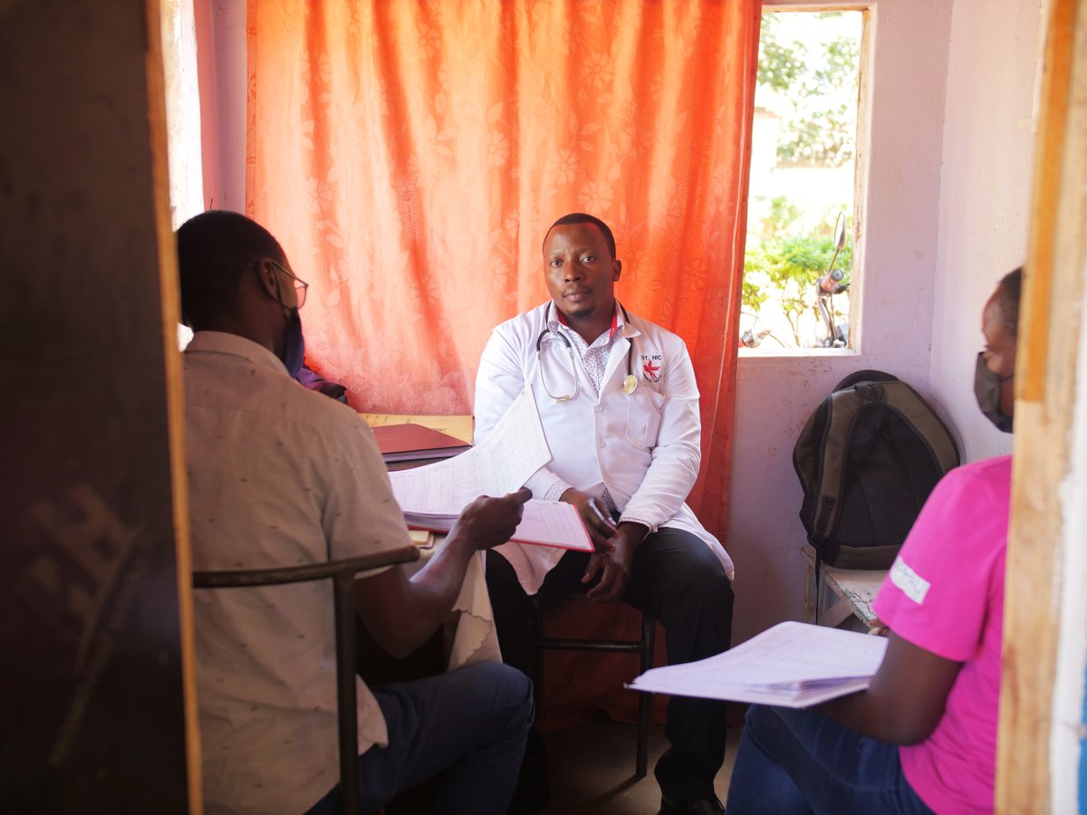 phauganda's tweet photo. Pictorial:
Monitoring and Evaluation supervision on the service provision at the Jinja health centers and ascertain the uptake of SRHR services by the young people in Jinja
#YoSpace #PHAUCARES #Yo! #Put_Health_First https://t.co/sGi7bge30P