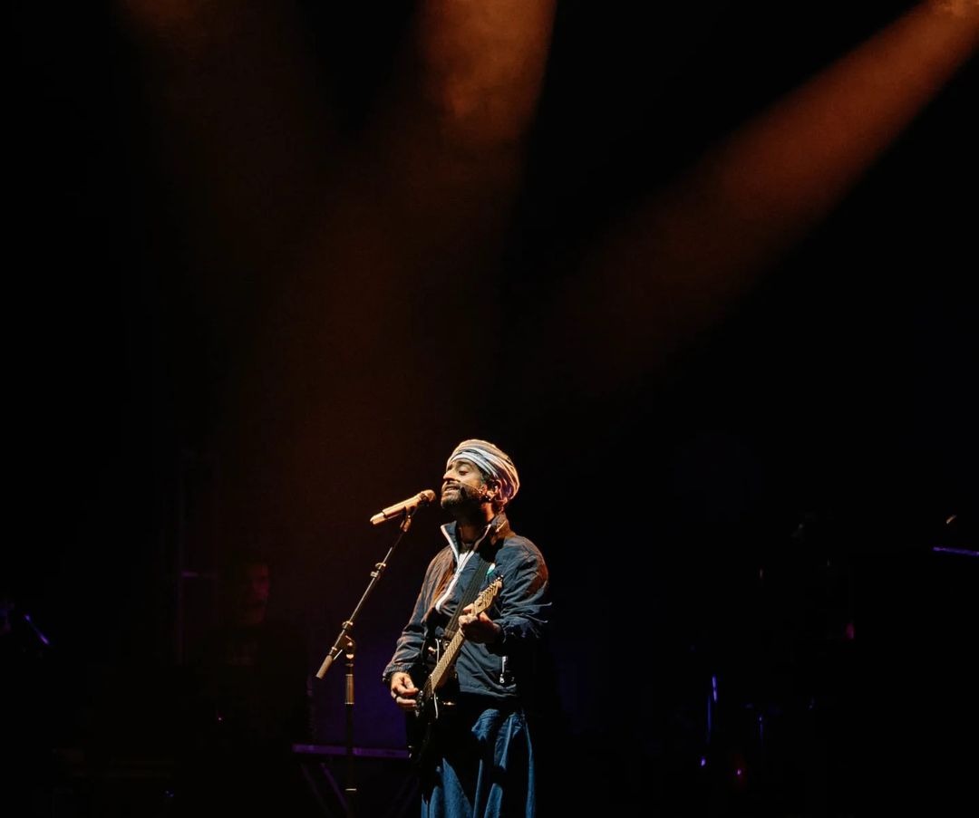 shatakumarb's tweet photo. Chicago passed the vibe check. Next Stop : San Francisco.
@arijitsingh
#aslworldtour2022
#asl2022 #arijitsingh #shashwatsingh #chicago https://t.co/wJGNLVNMHE