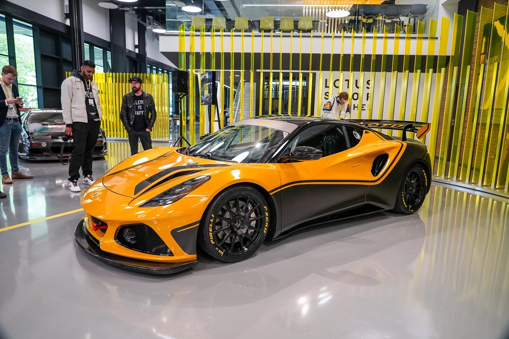Motor Verso (@motorverso) on Twitter photo Check out everything you need to know about the #Lotus #EmiraGT4 race car that we experience last week.
motorverso.com/lotus-emira-gt…
<a href="/lotuscars/">Lotus Cars</a> @LotusCarsPR Check out everything you need to know about the #Lotus #EmiraGT4 race car that we experience last week.
motorverso.com/lotus-emira-gt…
<a href="/lotuscars/">Lotus Cars</a> @LotusCarsPR