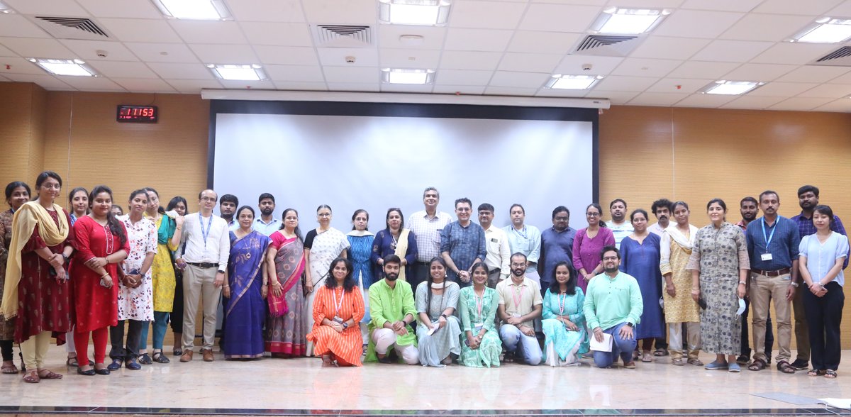 icmrnirwoh's tweet photo. Our 4-week @DeptHealthRes sponsored training course on "Omics in Biomedical Research &amp; Clinical Practice" #BRCP2022, was inaugurated by Dr Pallavi Saple (Dean, JJ Hospital) and Dr @AnuragAgrawalMD. We also welcomed the 18 candidates selected for it.
#ICMR4NewIndia #AmritMoahotsav https://t.co/5ru5mAD4Bo