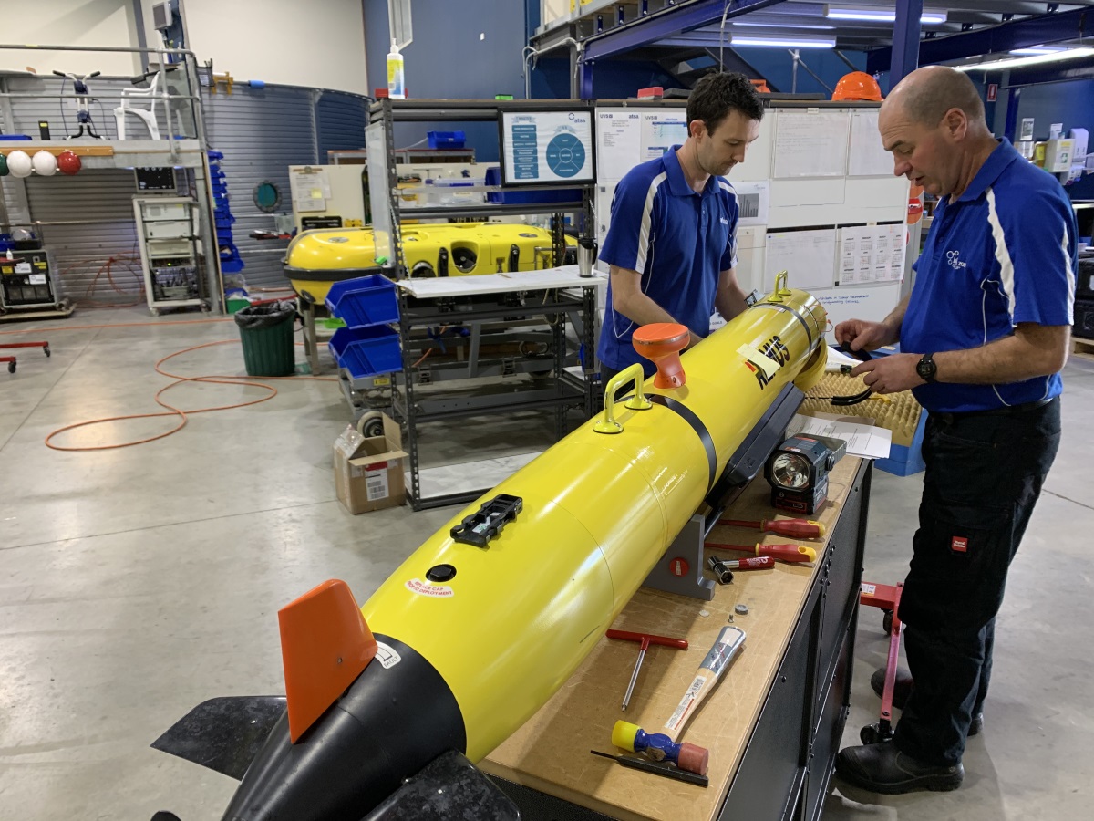 ROVplanet's tweet photo. HII Recognizes BlueZone Group as Authorized REMUS Service Center
@WeAreHII #BlueZoneGroup @Australian_Navy #AUV #UUV #defence #military #servicecenter #Australia #unmannedsystems
https://t.co/UJoN9ASEV8 https://t.co/rKDbSNnuyx