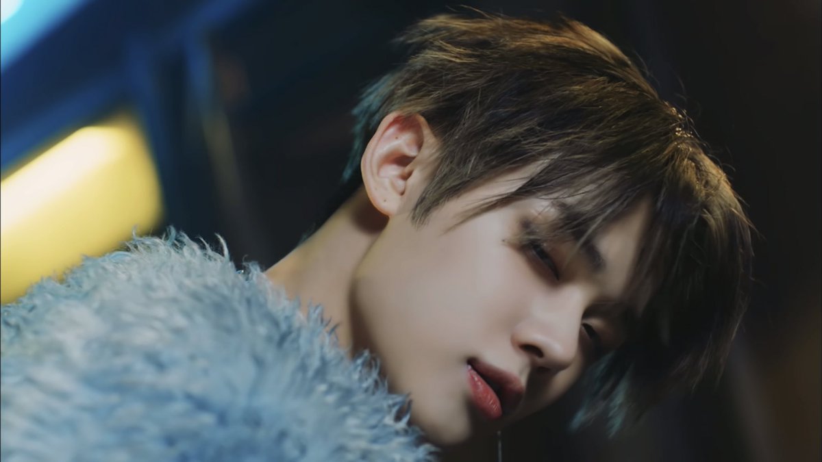 SuDaRaT_MoAdA's tweet photo. ล้มตายแร็ปพี่เขาก็ฟาดสู่ นิพพานไปแล้วกุ!!! 
#GOOD_BOY_GONE_BAD https://t.co/Dx9gui02fW