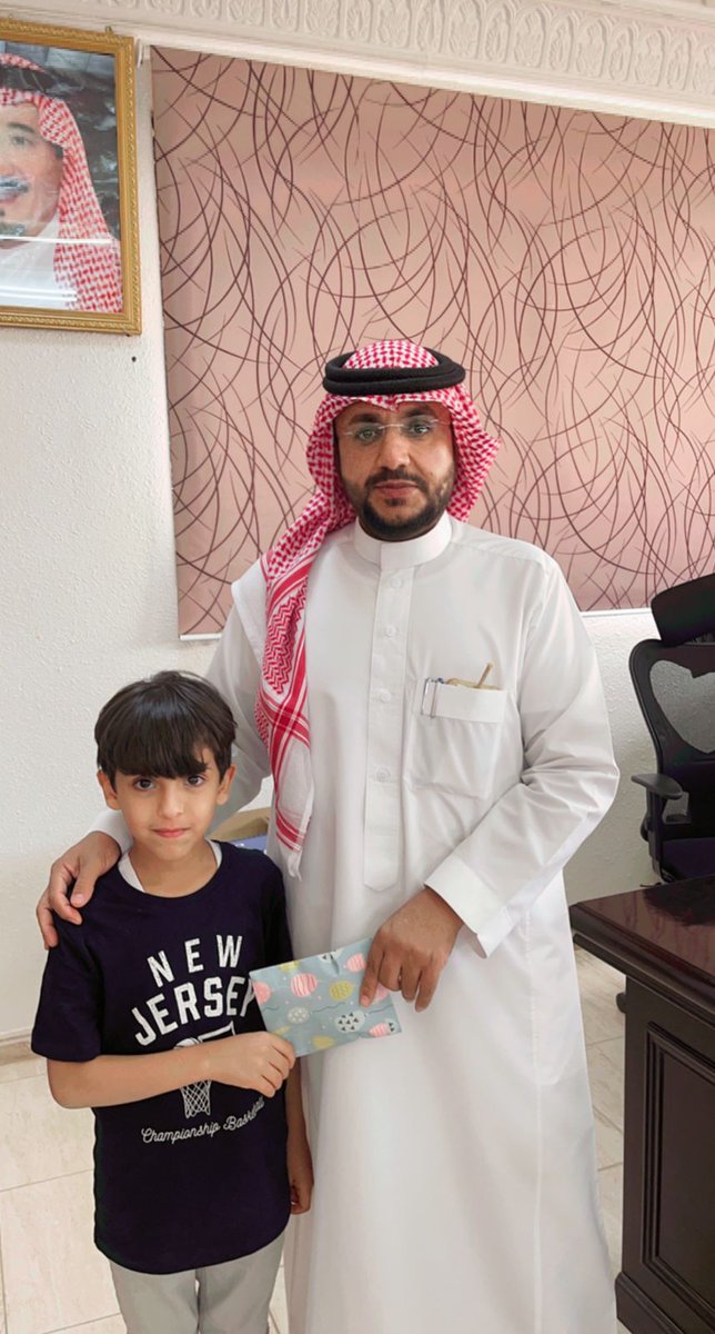 jaafaar72's tweet photo. عودة ومعايدة طلابنا ببهجة وانتظام.. 

#معايدة_التعليم #تعليم_القصيم https://t.co/deZW3ZWWas