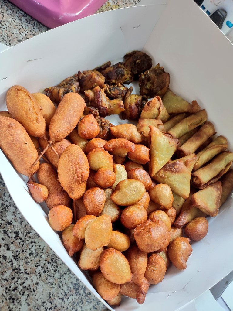 MsPlaceCakes's tweet image. Out for Delivery!
Now taking orders for the new week. DM or click the link on bio to place your order.

Pls RT when this pop on your TL 🙏