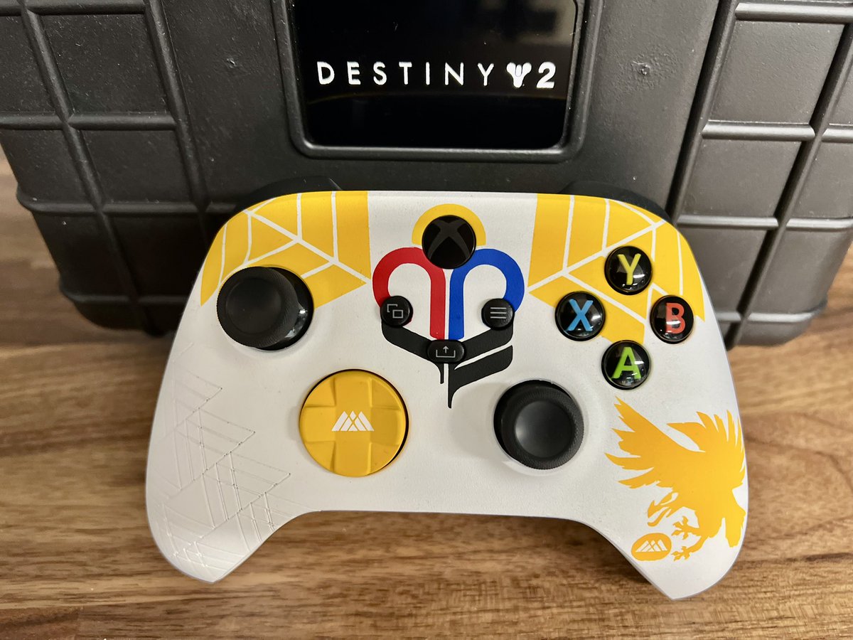ZombiesFaktory's tweet photo. Pour honorer comme il se doit les #GuardianGames2022 de #Destiny2 un grand merci à @Bungie &amp; la team @WarningUp pour ce magnifique cadeau 🎁 🎮

Et bien sûr n’oubliez pas : #TeamArca 🔥 https://t.co/uyPVDnlCrj
