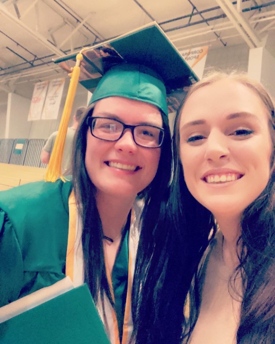 mckynnaebungard's tweet photo. Great teammates and even better friends! I love each one of you and am so proud of you all! https://t.co/bgSf3L3lXA