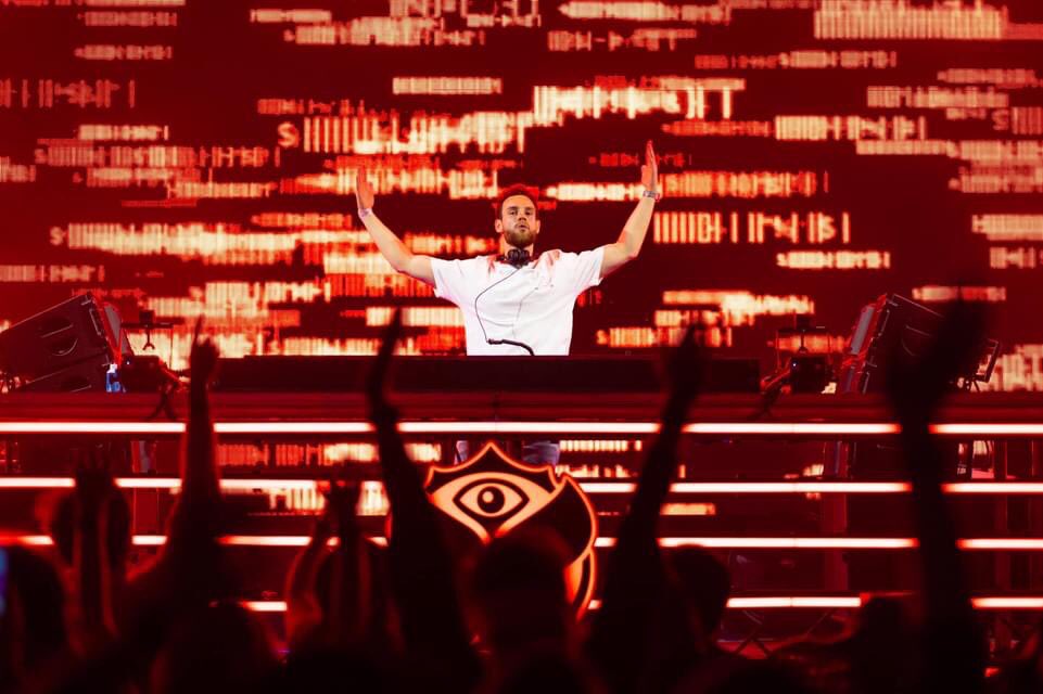 First time playing at Tomorrowland Winter🗻❄️