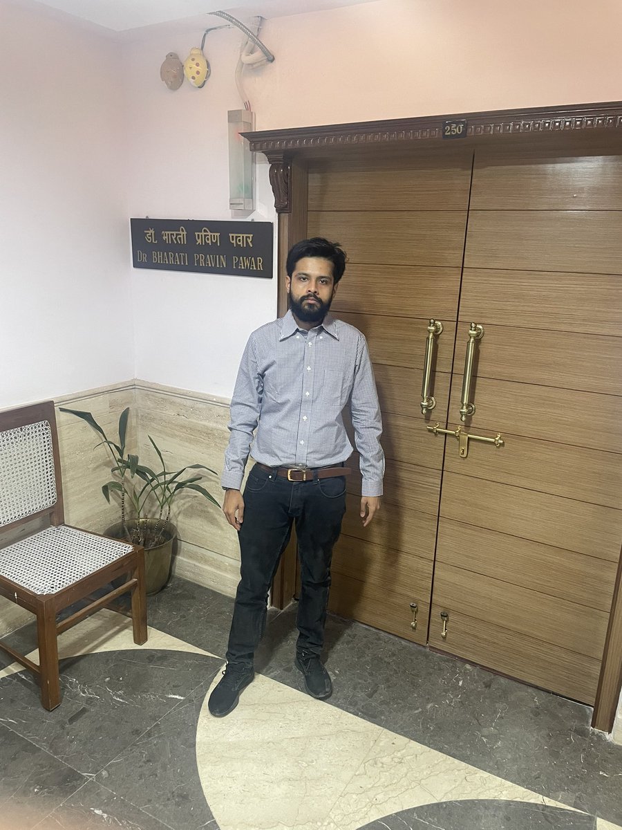 DrRohanKrishna3's tweet photo. We hope @MoHFW_INDIA stands with the NEET PG ASPIRANTS.

#POSTPONEETPG_MODIJI #NEETPG2022

Do not fall for any false claims .Right now chances are there. But NOTHING IS CONFIRMED SO KEEP STUDYING TILL THEN!!
However we are trying!!! Really hard @DrBharatippawar @FAIMA_INDIA_ https://t.co/NSShhcsZMR