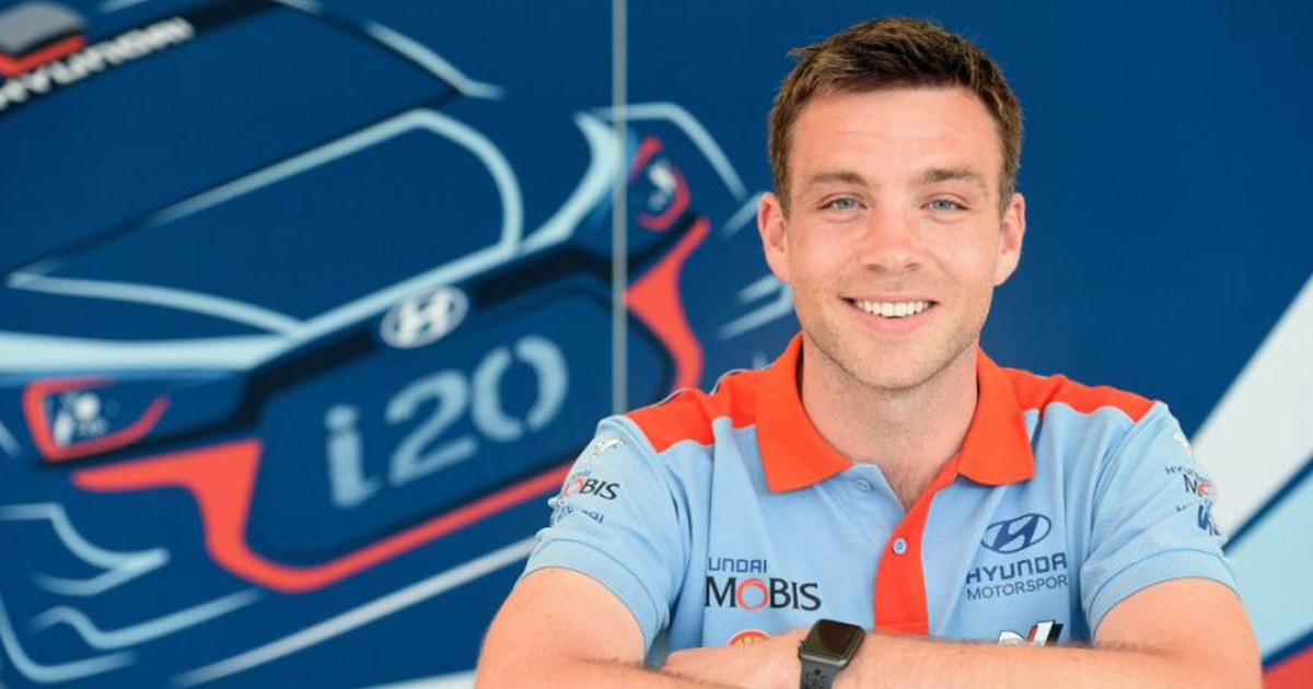 planetemarcus's tweet photo. #WRC Before to start WRC-2 program in #RallyEstonia this summer, @HaydenPaddon is back to Europe next month to drive i20R5 HMI Team for Rally di Alba ► https://t.co/8LVXKeazjb

#GoPaddon https://t.co/PzwkUNOeb8